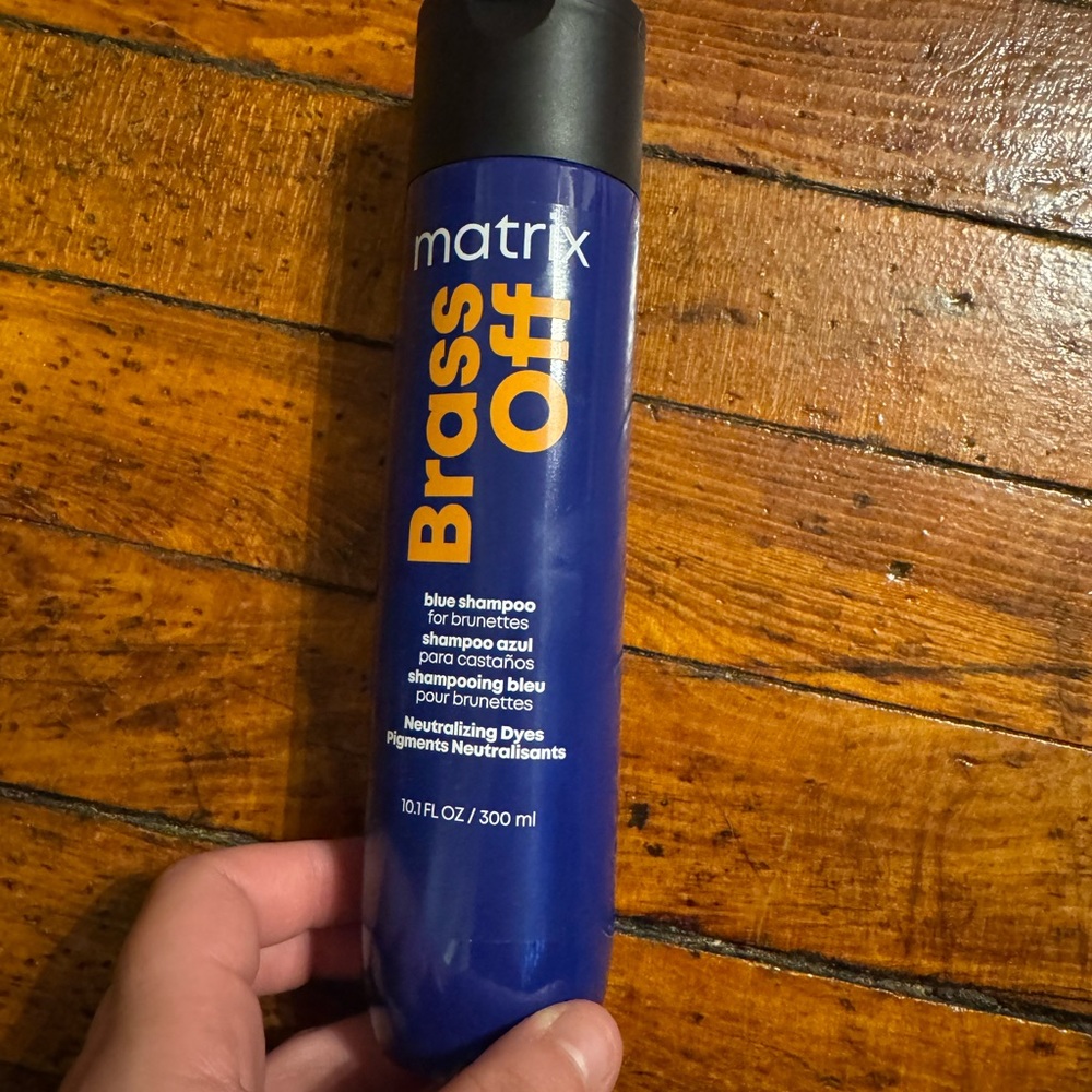 Matix Brass Off Shampoo - Blue and Black
